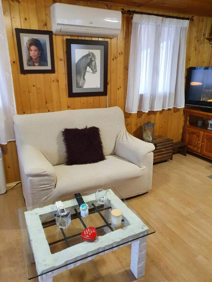 Cabana De Madera Especial Y Acogedora Cardenete Buitenkant foto