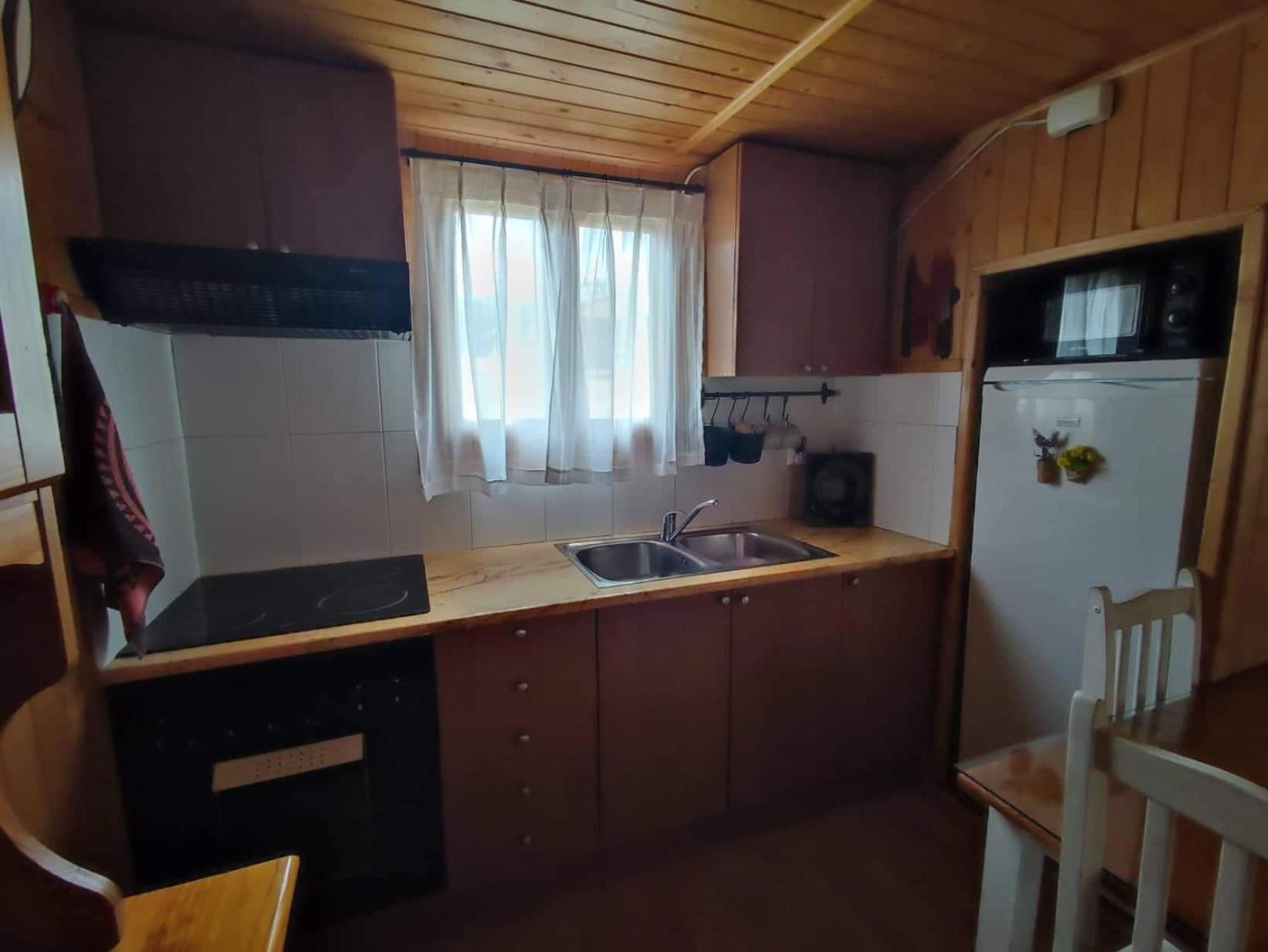 Cabana De Madera Especial Y Acogedora Cardenete Kamer foto